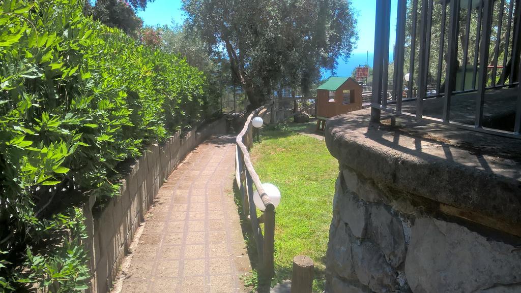 Bellaria Relais Bed & Breakfast Пиано ди Соренто Екстериор снимка